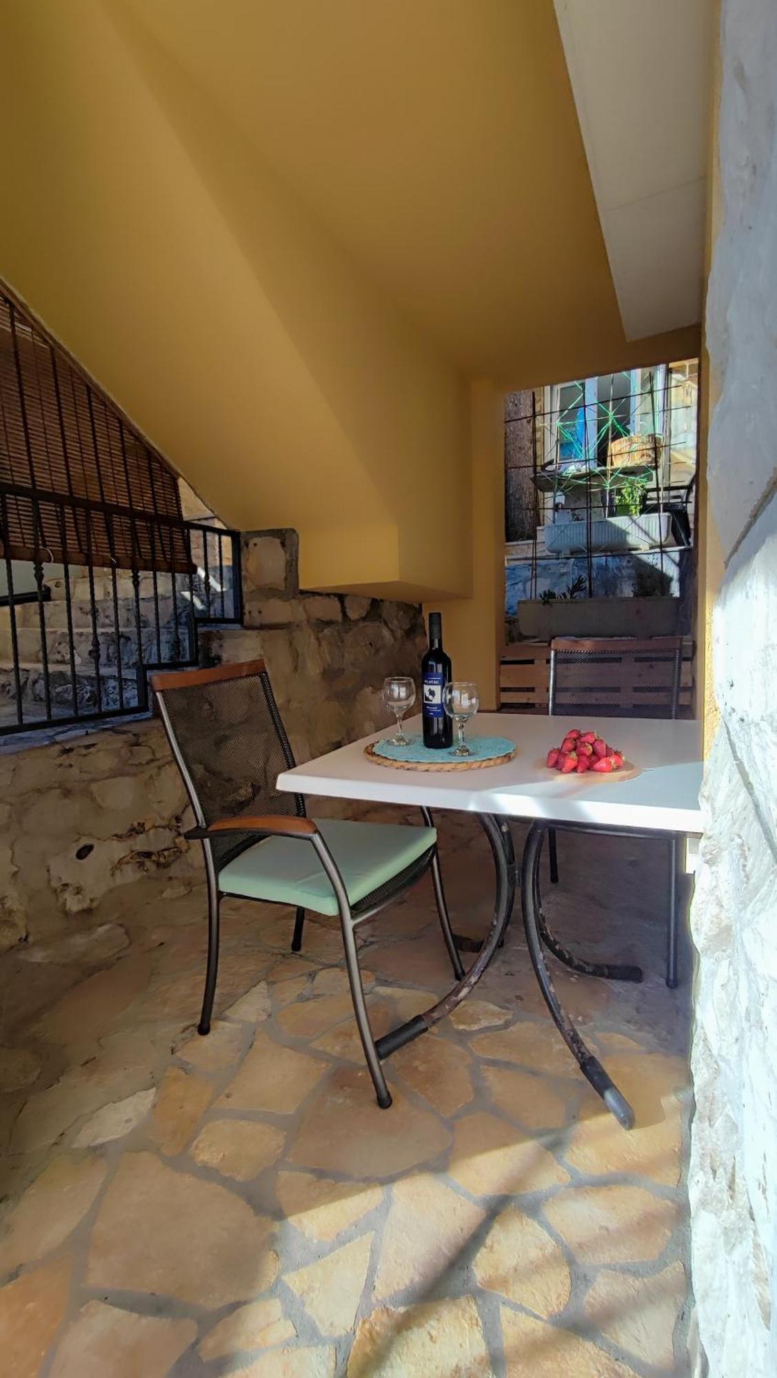 Villa Penava, Private Beach, Pool And 7Min To Trogir Quarto foto