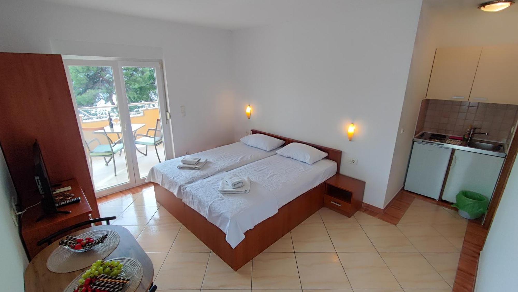 Villa Penava, Private Beach, Pool And 7Min To Trogir Quarto foto