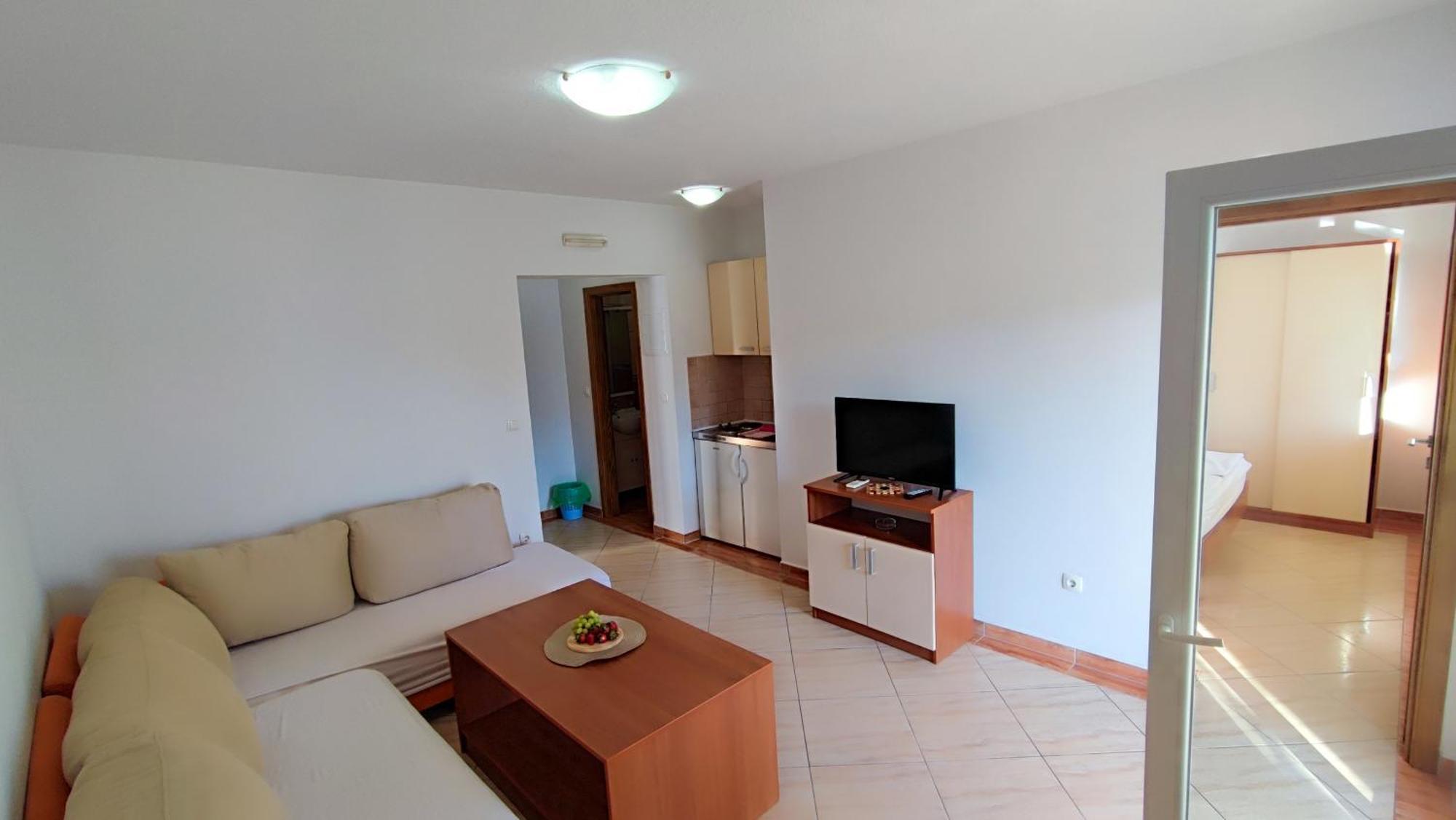 Villa Penava, Private Beach, Pool And 7Min To Trogir Quarto foto