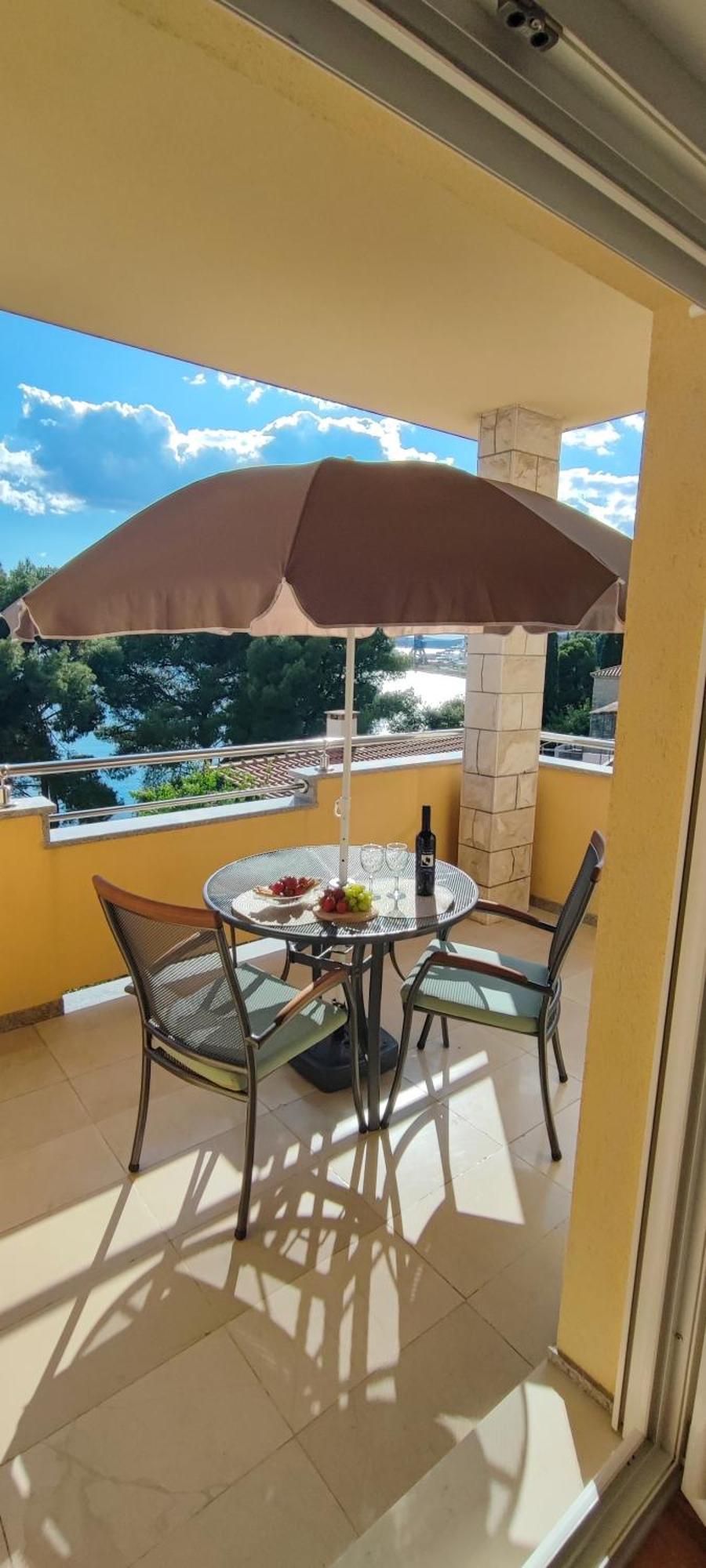 Villa Penava, Private Beach, Pool And 7Min To Trogir Quarto foto