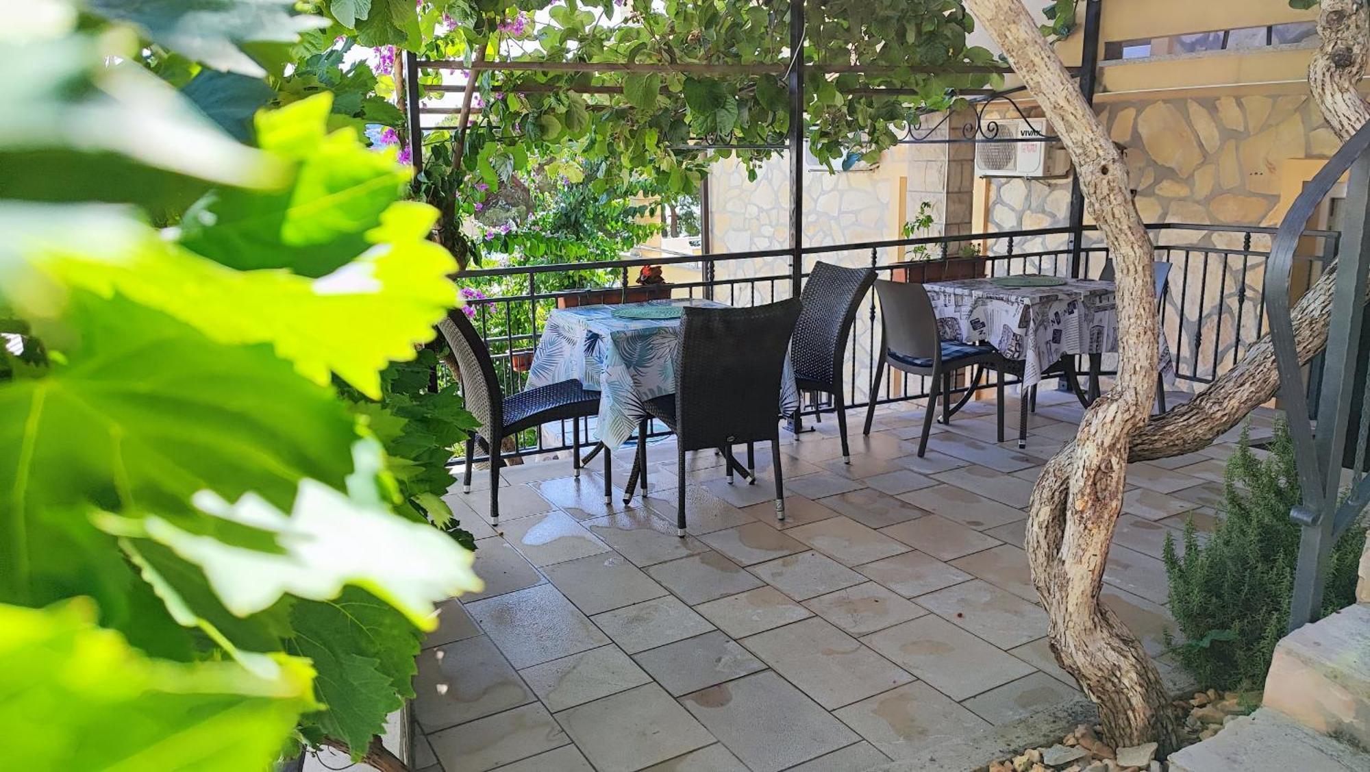 Villa Penava, Private Beach, Pool And 7Min To Trogir Quarto foto